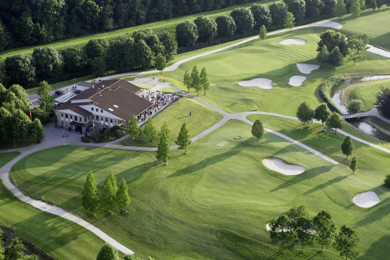 Boutique Opus One Hotel 4*